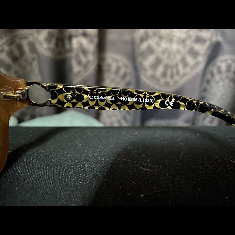 Coach sunglasses - Picture 4 of 8